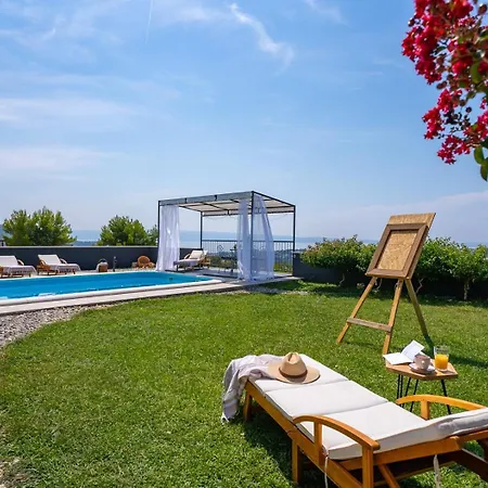 New Seaview Judita With 26sqm Pool, 5 Bedrooms, Playroom * Mravince
