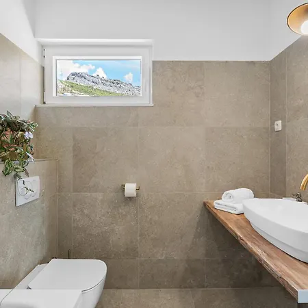 New Seaview Judita With 26sqm Pool, 5 Bedrooms, Playroom Villa *