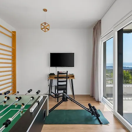 New Seaview Judita With 26sqm Pool, 5 Bedrooms, Playroom